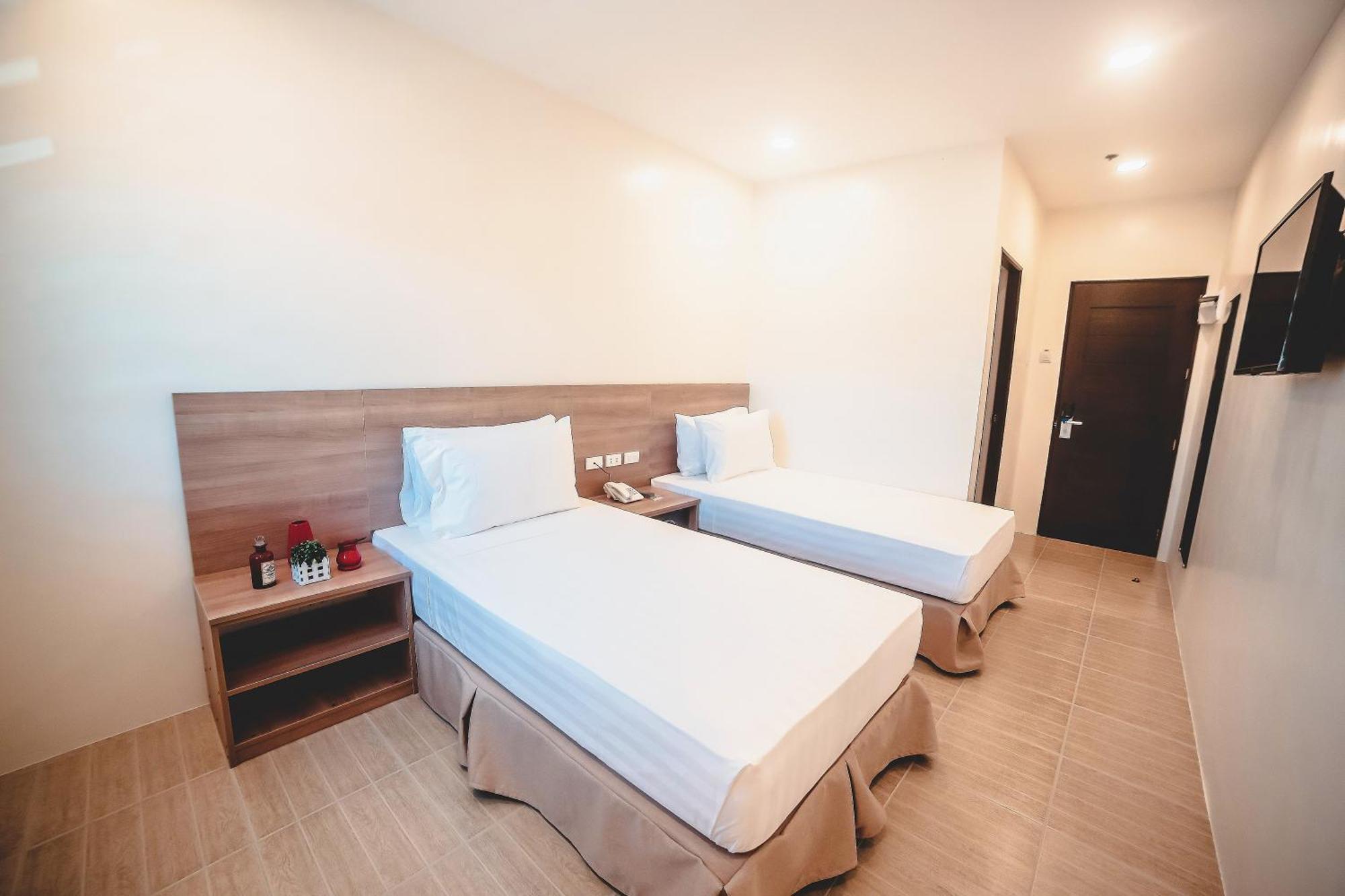 Trip Inn Near Airport Or City Center Legazpi Εξωτερικό φωτογραφία