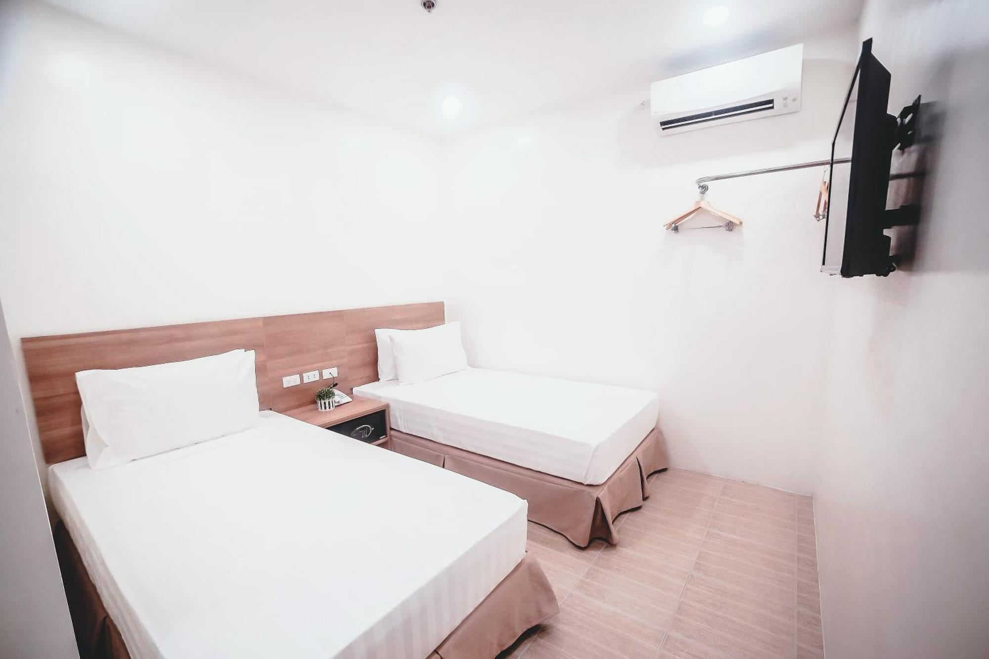 Trip Inn Near Airport Or City Center Legazpi Εξωτερικό φωτογραφία