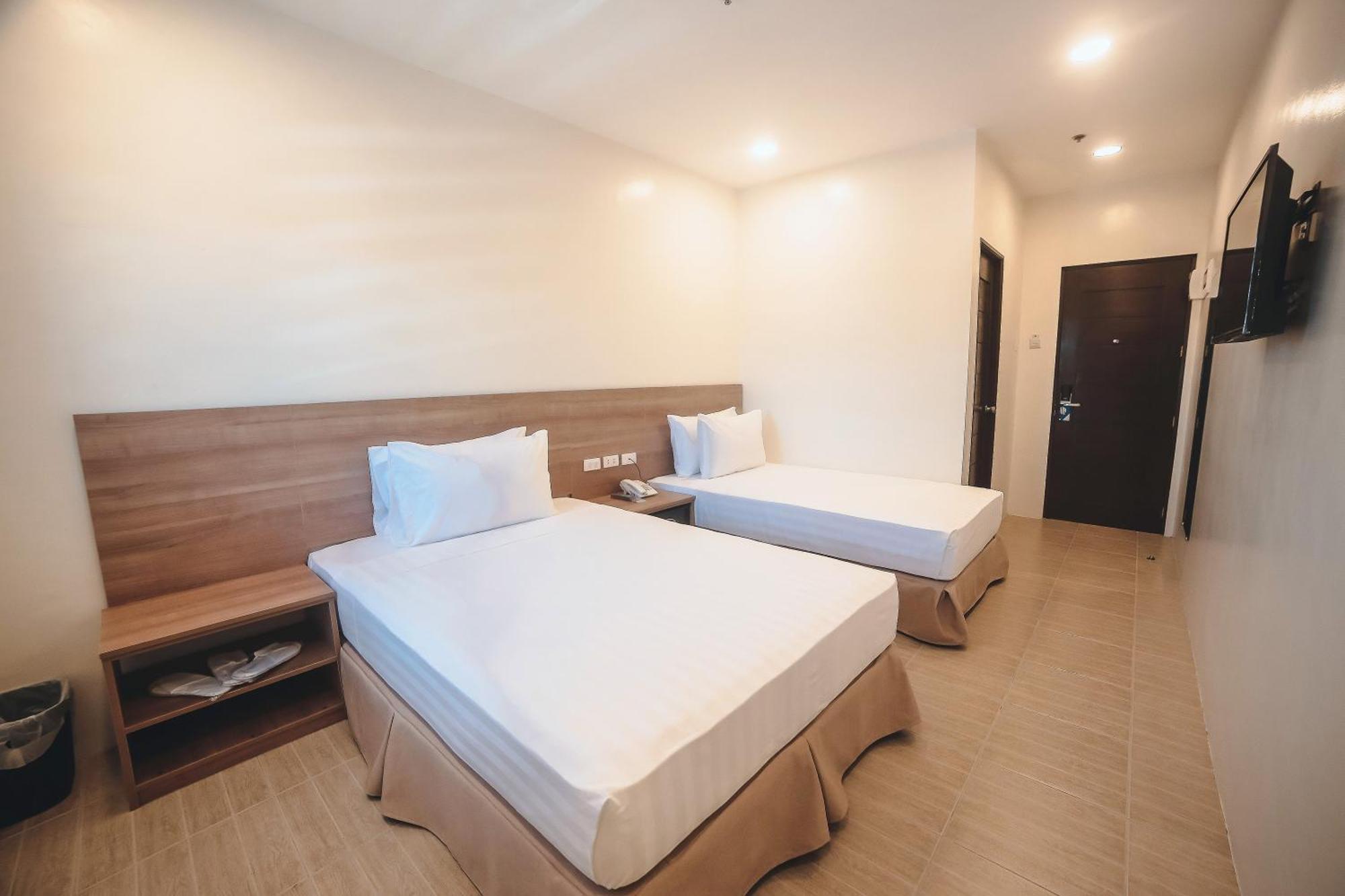 Trip Inn Near Airport Or City Center Legazpi Εξωτερικό φωτογραφία